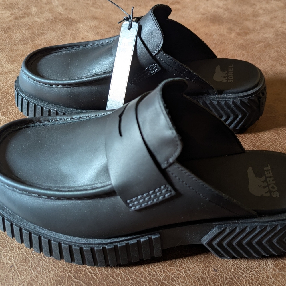 NWT Sorel Penny Loafer Slip Ons